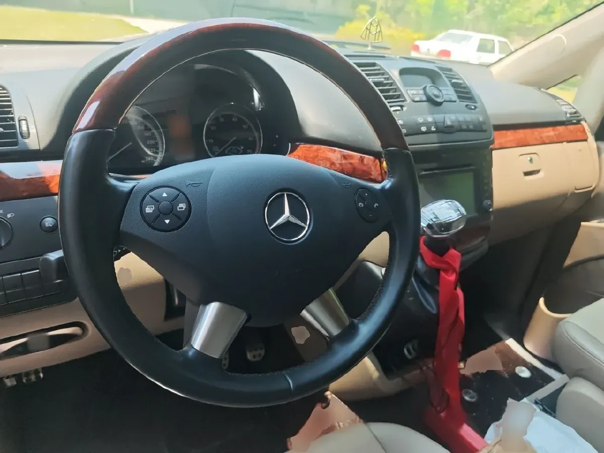 2015 Mercedes-Benz Viano 3.0L 224HP V6 5AT,autocango,china used car exporter,china ev exporter,chinese used car exporter,chinese used ev exporter