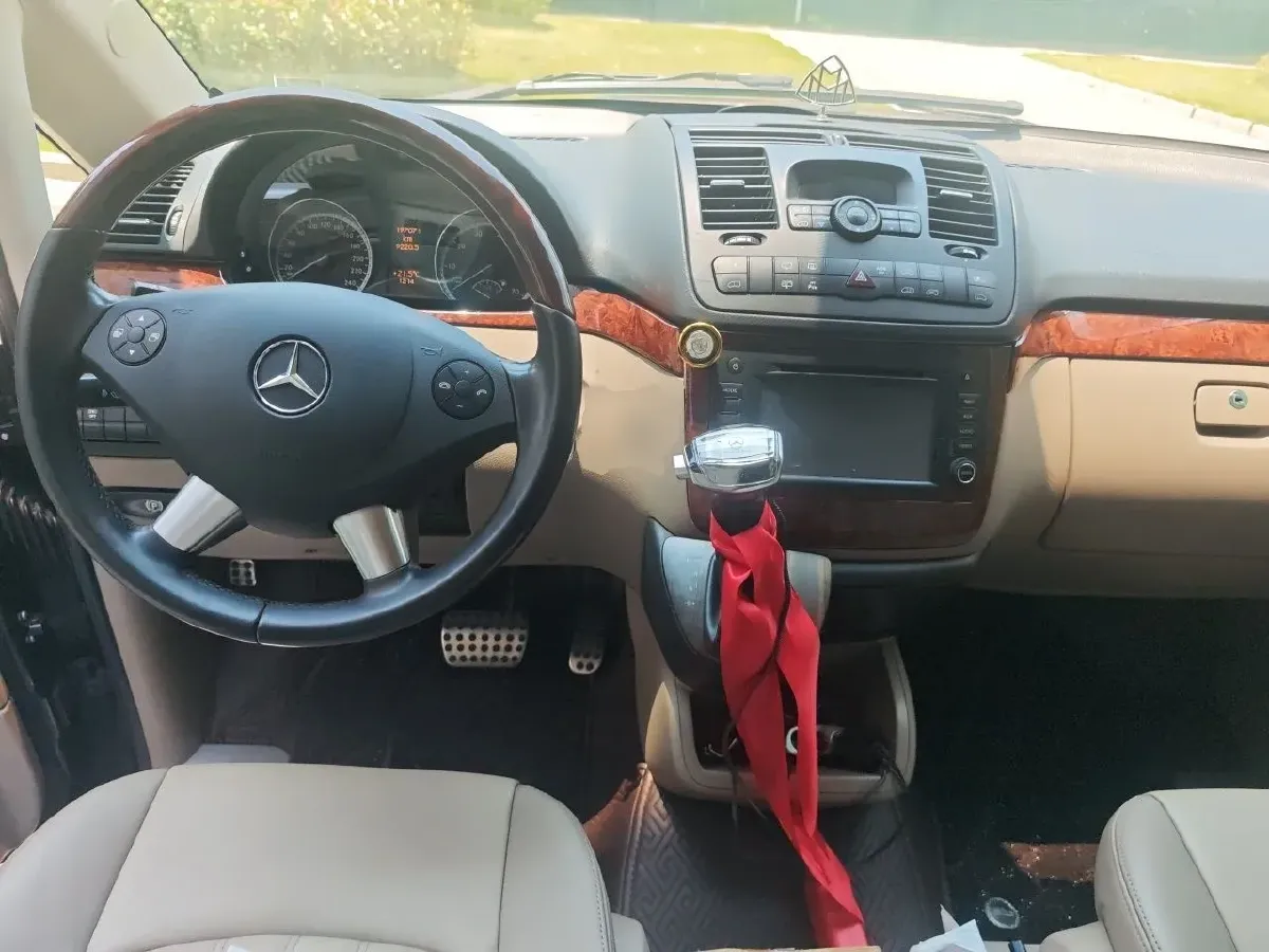 2015 Mercedes-Benz Viano 3.0L 224HP V6 5AT,autocango,china used car exporter,china ev exporter,chinese used car exporter,chinese used ev exporter