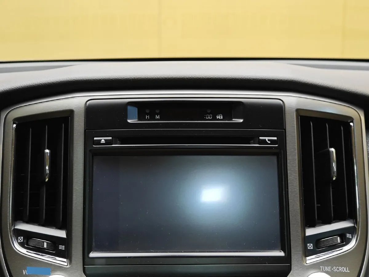 2015 Toyota Crown 2.0T 235HP L4 8AT,autocango,china used car exporter,china ev exporter,chinese used car exporter,chinese used ev exporter