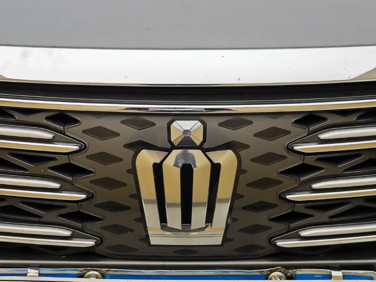 2015 Toyota Crown 2.0T 235HP L4 8AT,autocango,china used car exporter,china ev exporter,chinese used car exporter,chinese used ev exporter