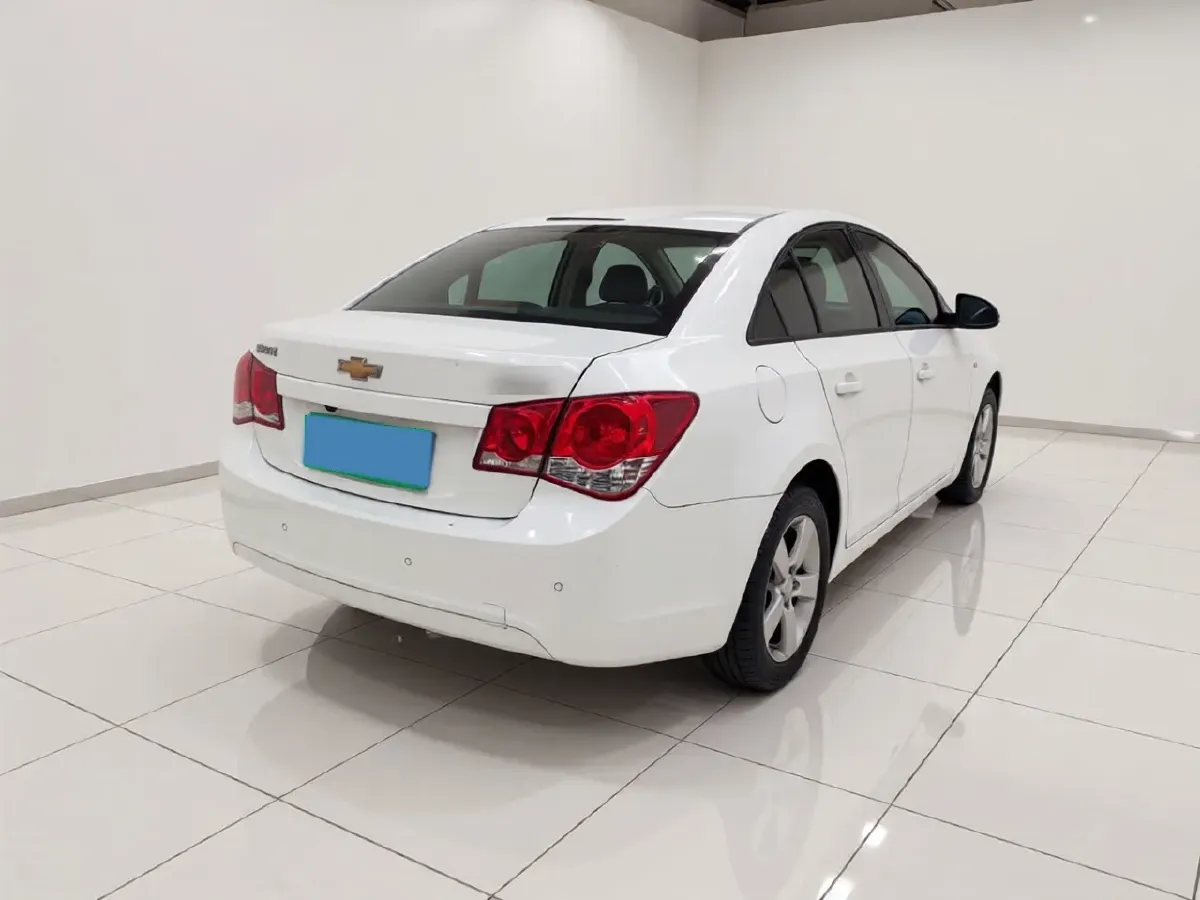 2013 Chevrolet Cruze 1.6L 121HP L4 5MT,autocango,china used car exporter,china ev exporter,chinese used car exporter,chinese used ev exporter