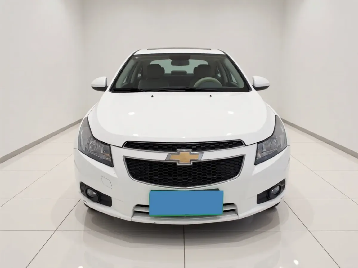 2013 Chevrolet Cruze 1.6L 121HP L4 5MT,autocango,china used car exporter,china ev exporter,chinese used car exporter,chinese used ev exporter