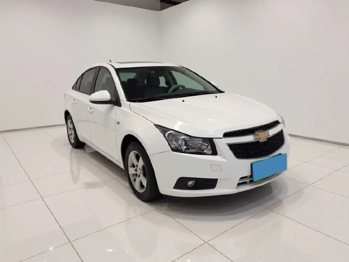 2013 Chevrolet Cruze 1.6L 121HP L4 5MT,autocango,china used car exporter,china ev exporter,chinese used car exporter,chinese used ev exporter
