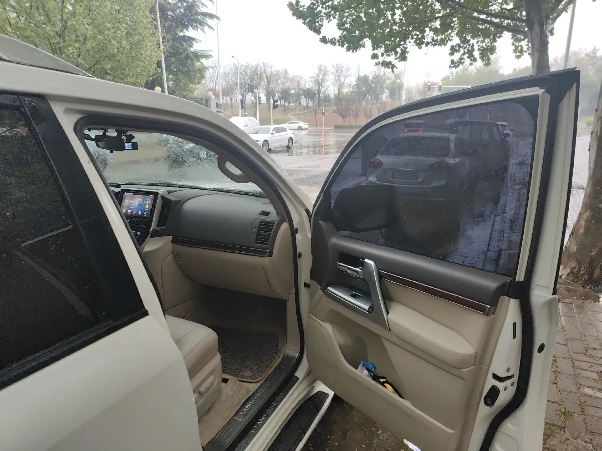 2007 Toyota Land Cruiser 4.7L 238HP V8 5AT,autocango,china used car exporter,china ev exporter,chinese used car exporter,chinese used ev exporter