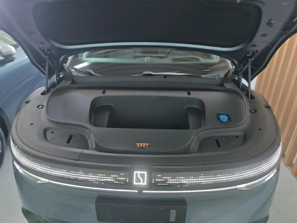 2025 Zeekr 7X BEV 75KWH,autocango,china used car exporter,china ev exporter,chinese used car exporter,chinese used ev exporter