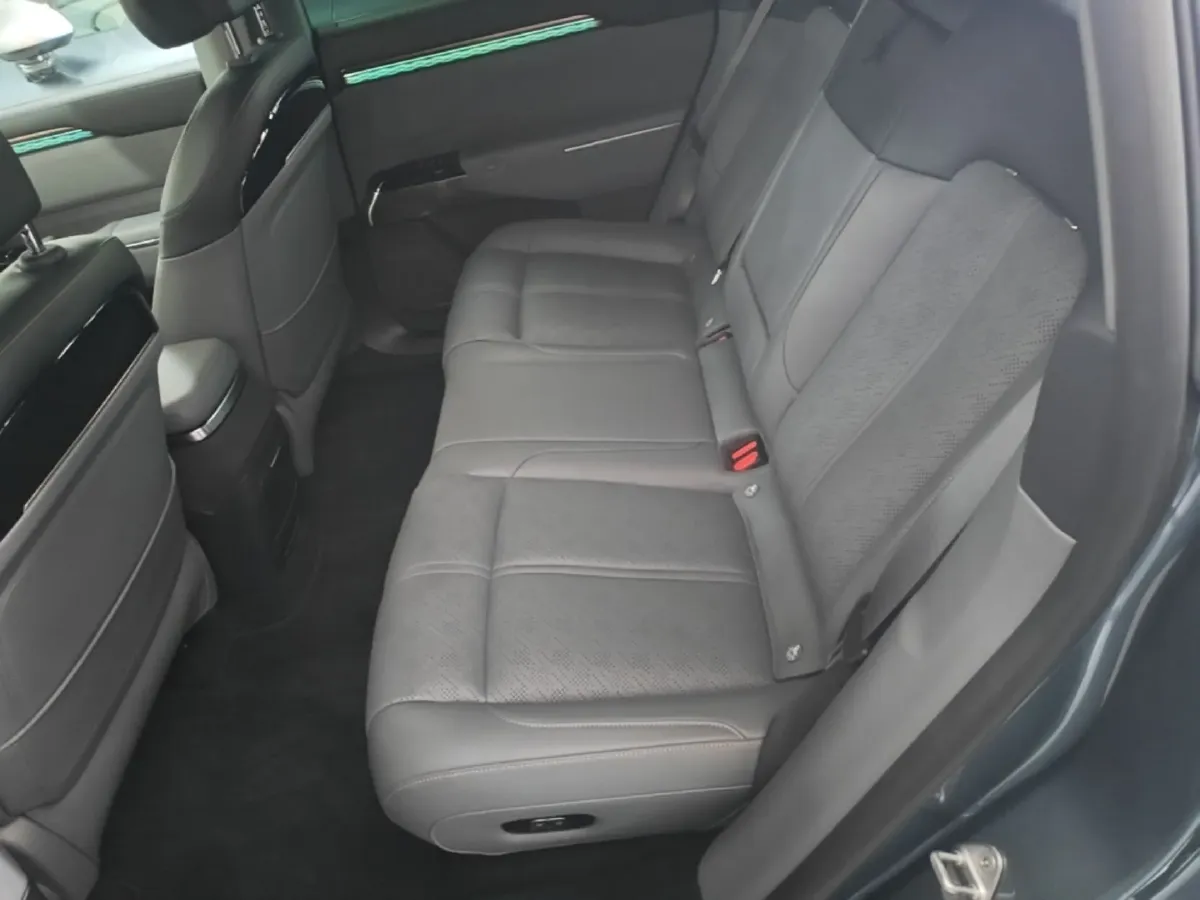 2025 Zeekr 7X BEV 75KWH,autocango,china used car exporter,china ev exporter,chinese used car exporter,chinese used ev exporter
