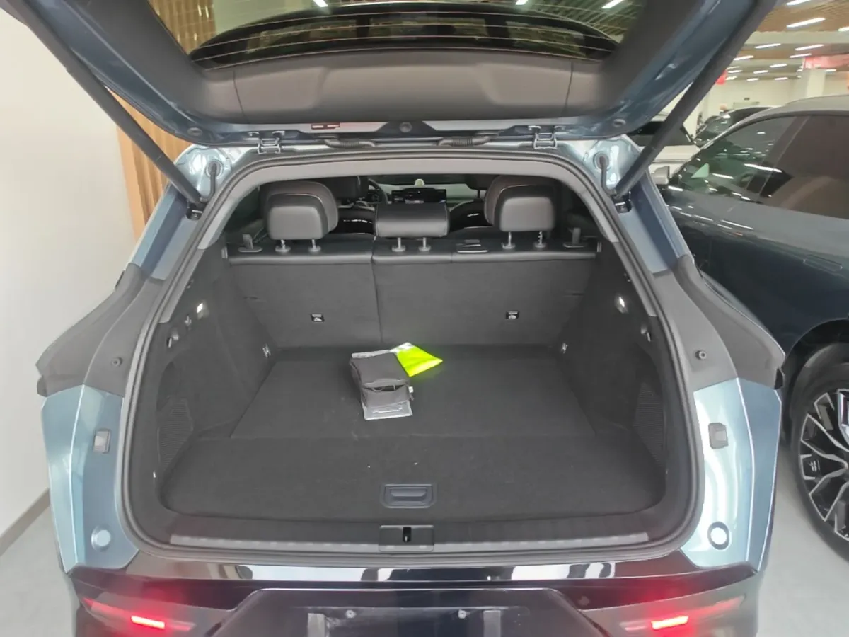 2025 Zeekr 7X BEV 75KWH,autocango,china used car exporter,china ev exporter,chinese used car exporter,chinese used ev exporter
