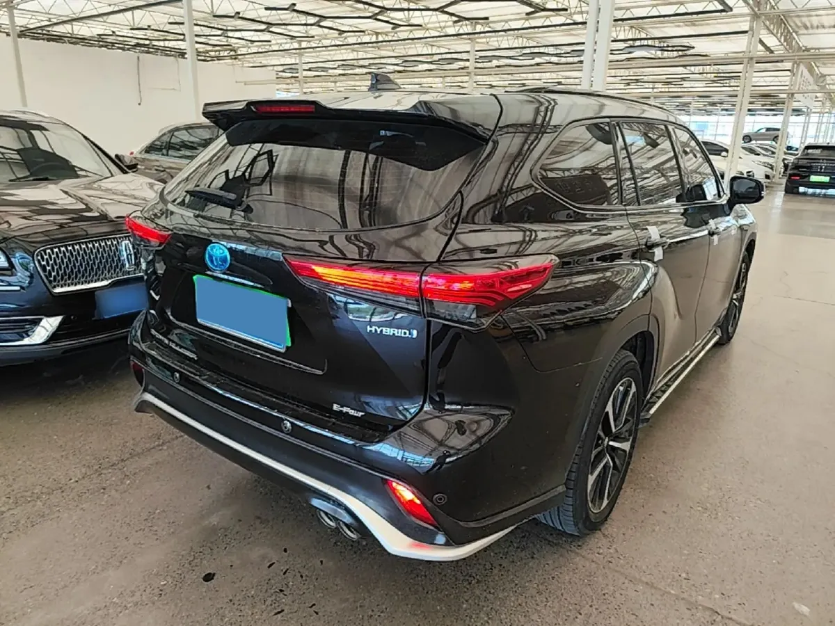 2021 Toyota Crown Kluger 2.5L 192HP L4 E-CVT Hybrid,autocango,china used car exporter,china ev exporter,chinese used car exporter,chinese used ev exporter
