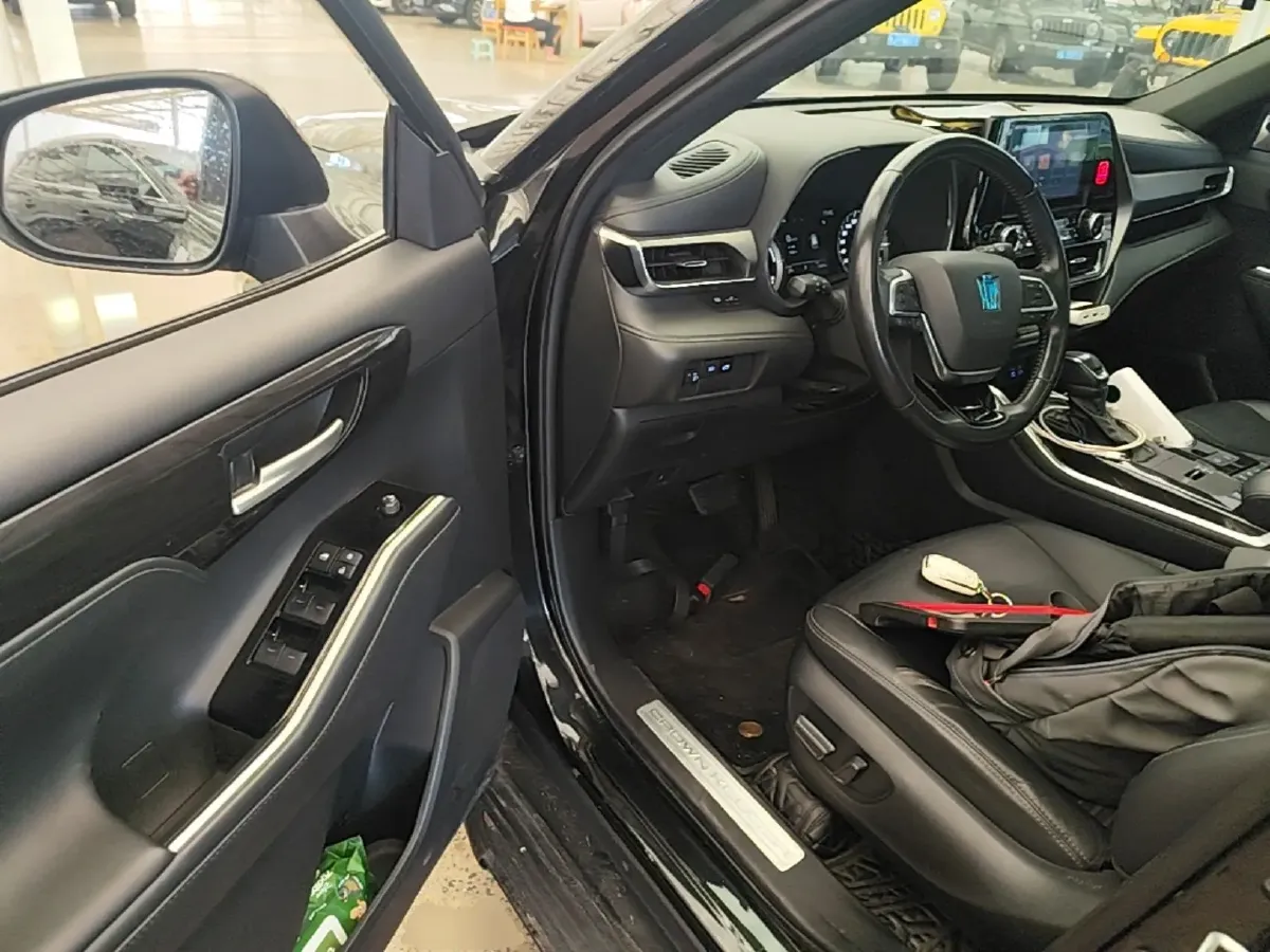 2021 Toyota Crown Kluger 2.5L 192HP L4 E-CVT Hybrid,autocango,china used car exporter,china ev exporter,chinese used car exporter,chinese used ev exporter