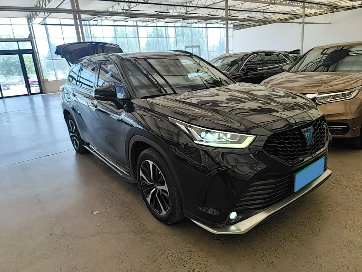 2021 Toyota Crown Kluger 2.5L 192HP L4 E-CVT Hybrid,autocango,china used car exporter,china ev exporter,chinese used car exporter,chinese used ev exporter