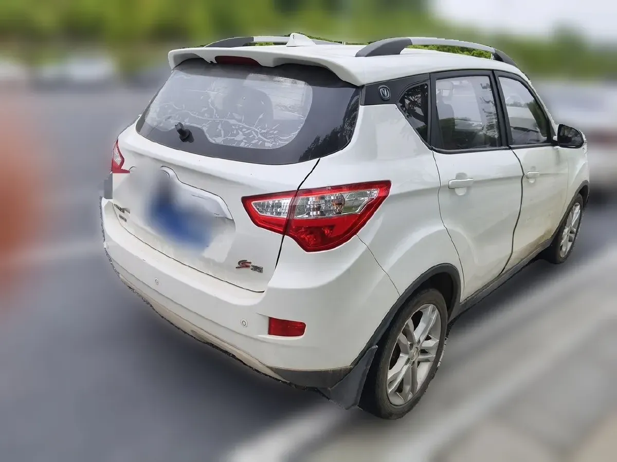 2016 ChangAn CS35 1.6L 125HP L4 5MT,autocango,china used car exporter,china ev exporter,chinese used car exporter,chinese used ev exporter