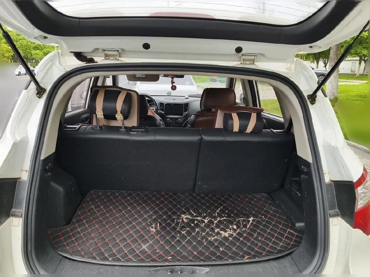 2016 ChangAn CS35 1.6L 125HP L4 5MT,autocango,china used car exporter,china ev exporter,chinese used car exporter,chinese used ev exporter
