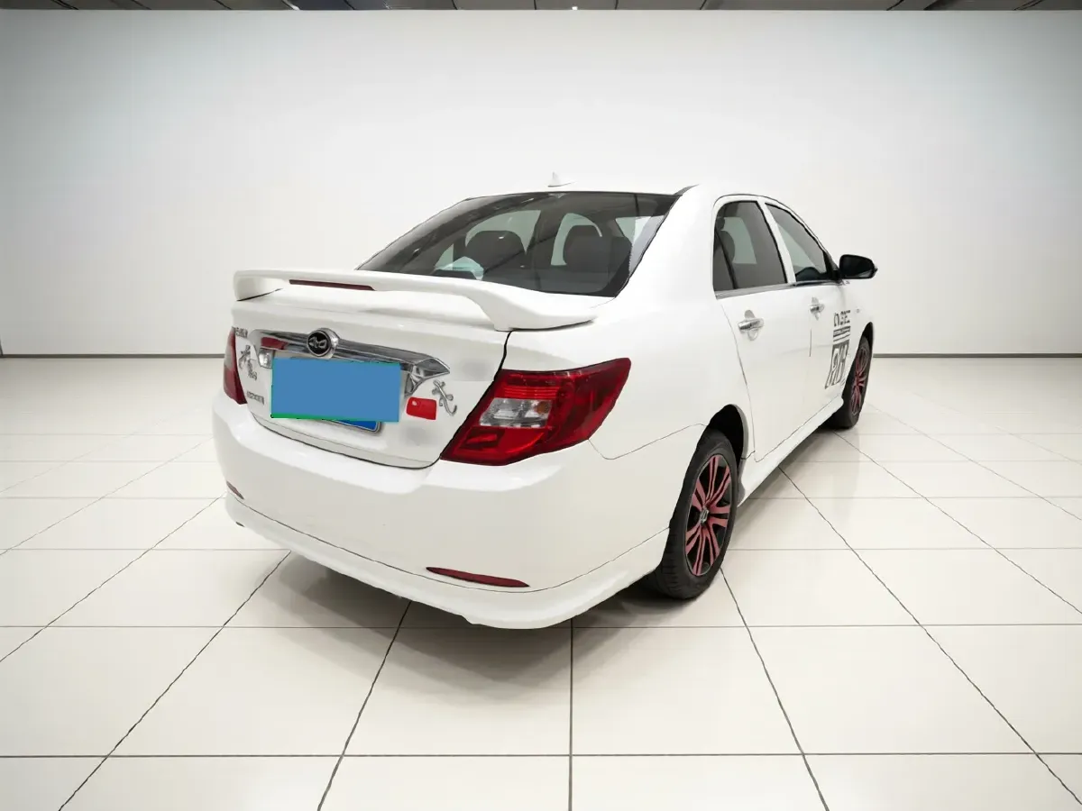 2015 BYD F3 1.5L 109HP L4 5MT,autocango,china used car exporter,china ev exporter,chinese used car exporter,chinese used ev exporter