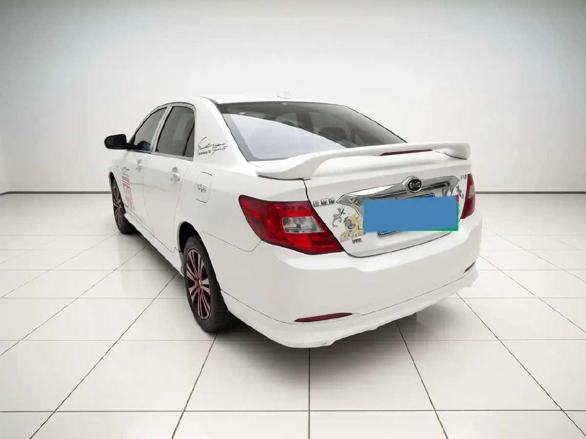 2015 BYD F3 1.5L 109HP L4 5MT,autocango,china used car exporter,china ev exporter,chinese used car exporter,chinese used ev exporter