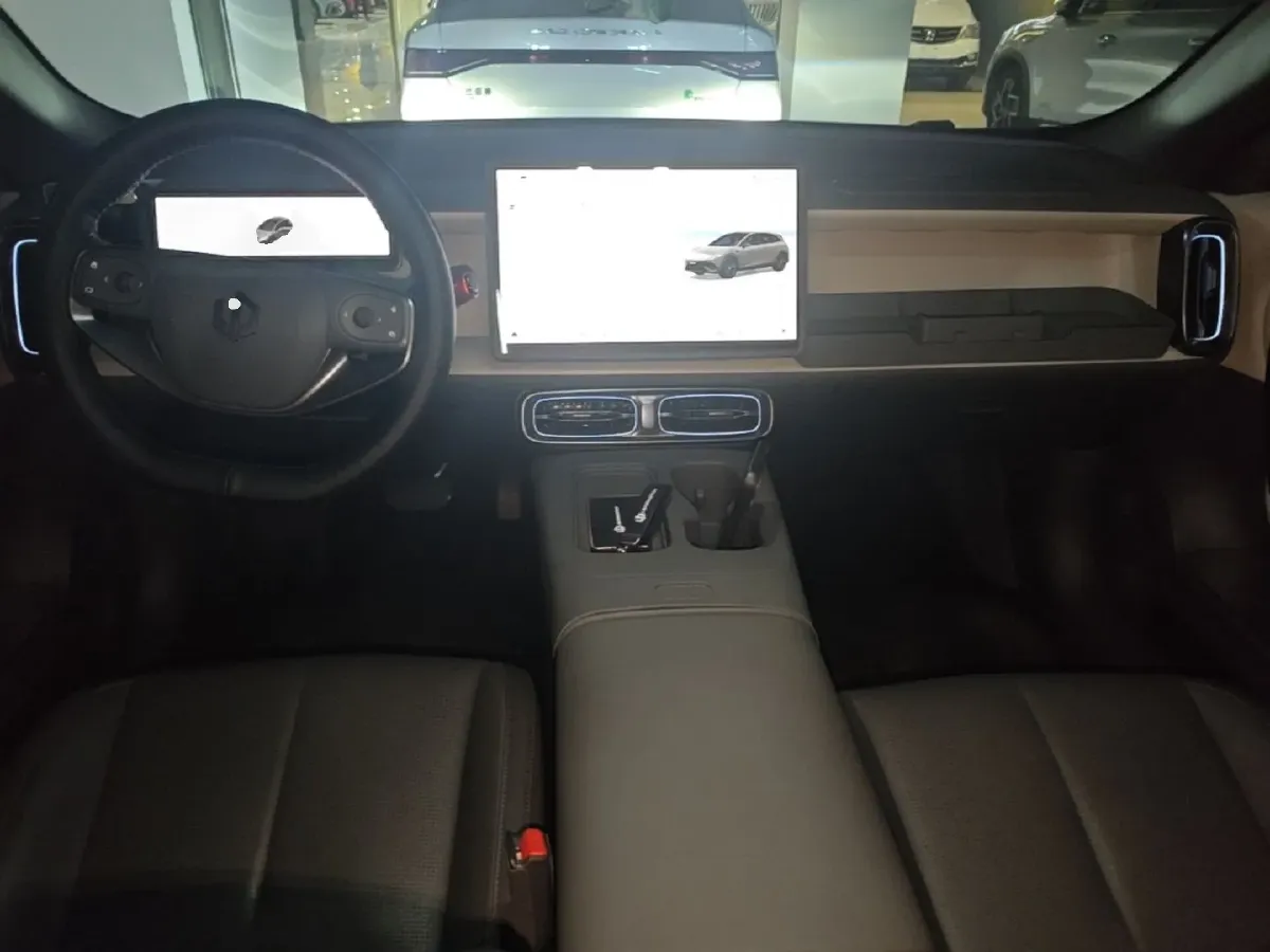 2026 Leapmotor Lafa5 BEV,autocango,china used car exporter,china ev exporter,chinese used car exporter,chinese used ev exporter