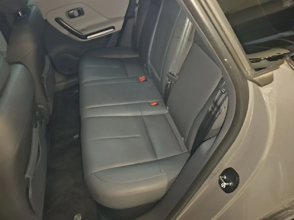 2026 Leapmotor Lafa5 BEV,autocango,china used car exporter,china ev exporter,chinese used car exporter,chinese used ev exporter