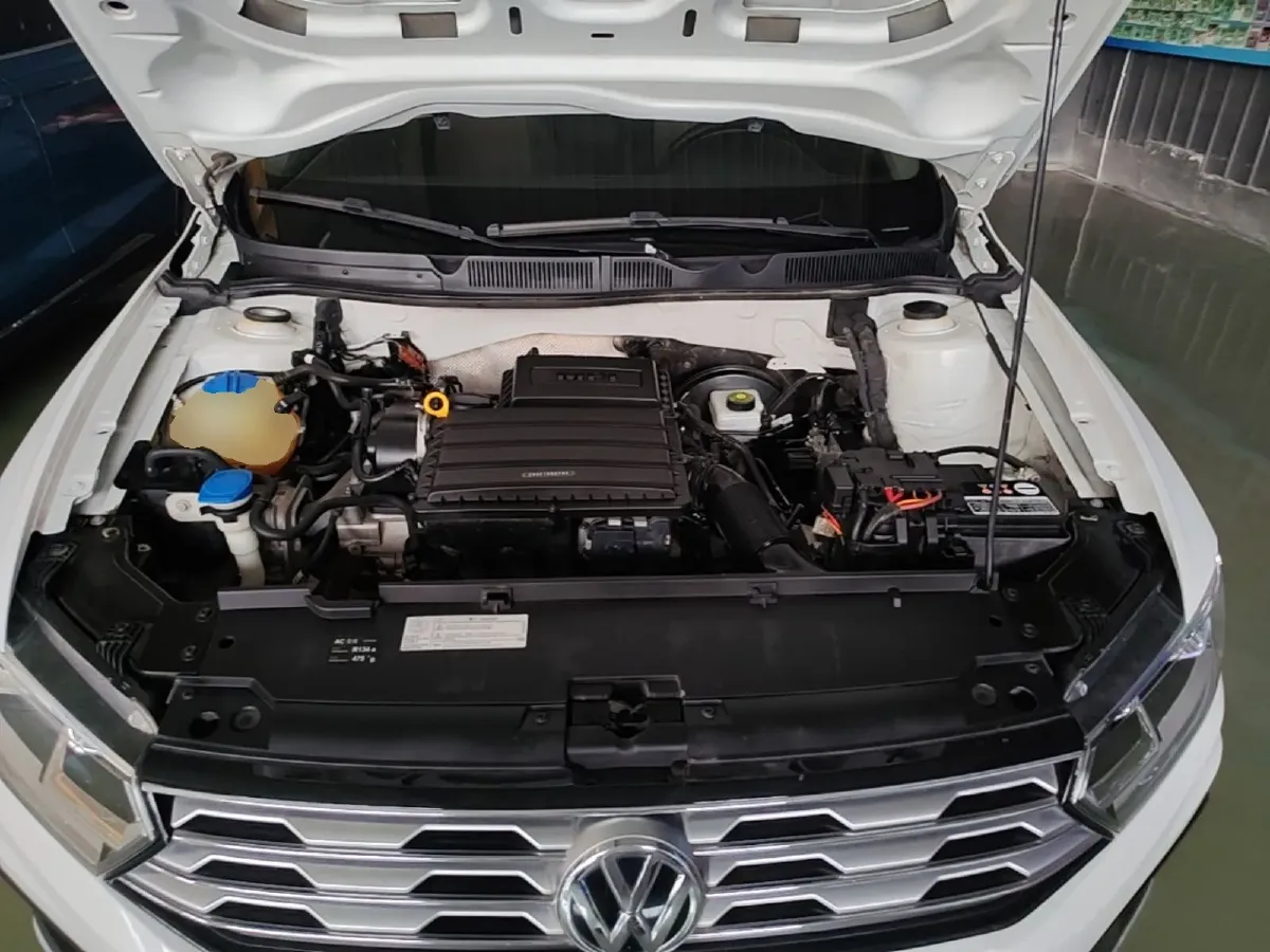 2018 Hyundai Elantra 1.4T 130HP L4 7DCT,autocango,china used car exporter,china ev exporter,chinese used car exporter,chinese used ev exporter