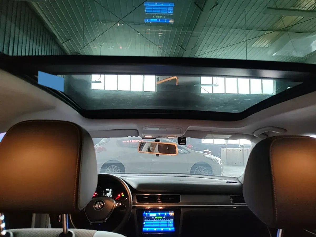 2018 Hyundai Elantra 1.4T 130HP L4 7DCT,autocango,china used car exporter,china ev exporter,chinese used car exporter,chinese used ev exporter