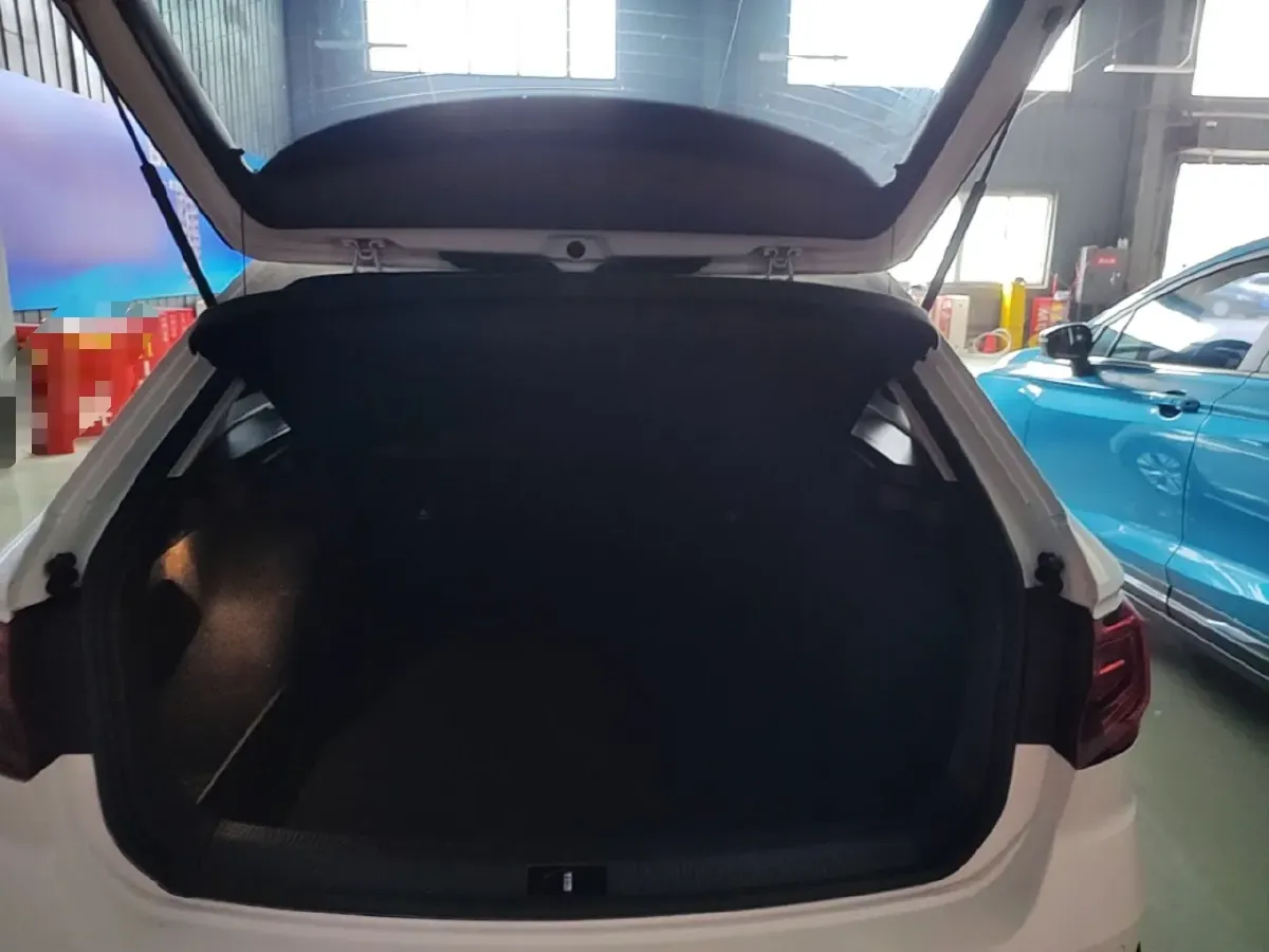 2018 Hyundai Elantra 1.4T 130HP L4 7DCT,autocango,china used car exporter,china ev exporter,chinese used car exporter,chinese used ev exporter