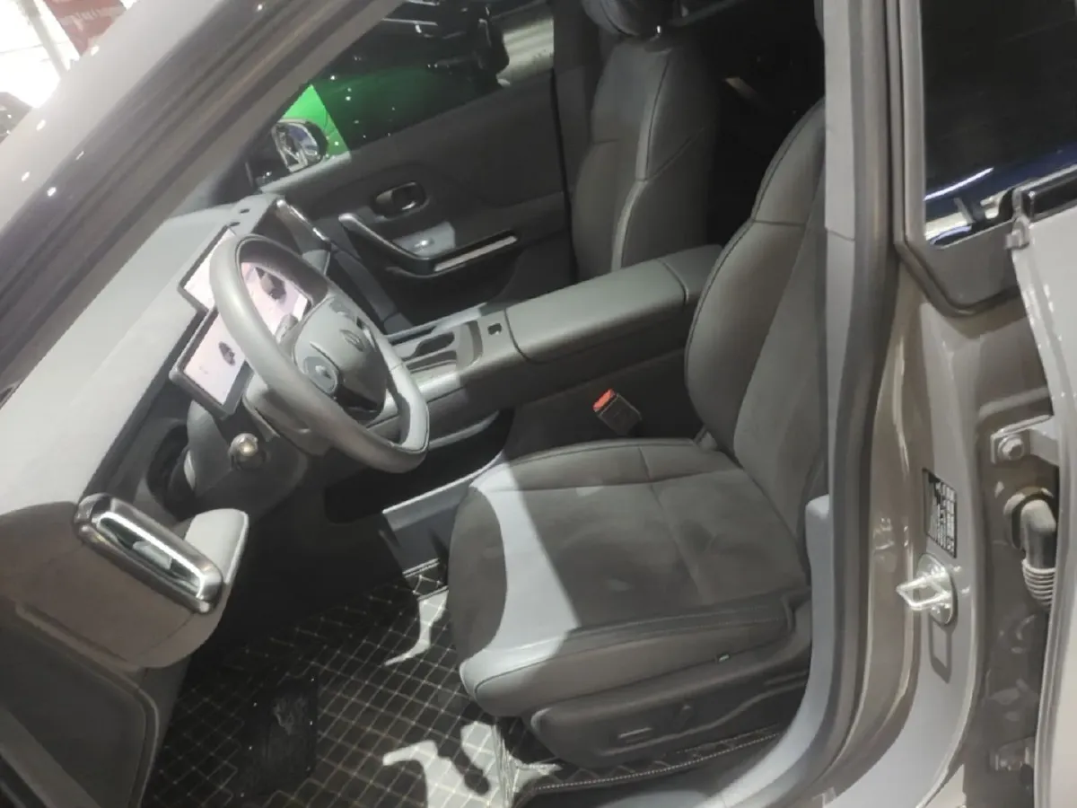 2026 Leapmotor Lafa5 BEV,autocango,china used car exporter,china ev exporter,chinese used car exporter,chinese used ev exporter