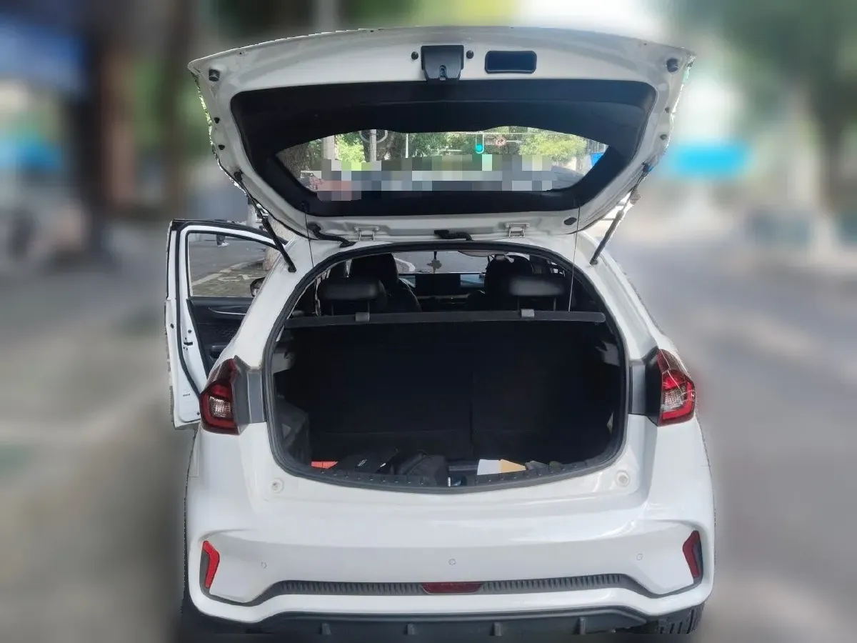 2021 Geely Vision X3 1.5L 109HP L4 CVT,autocango,china used car exporter,china ev exporter,chinese used car exporter,chinese used ev exporter