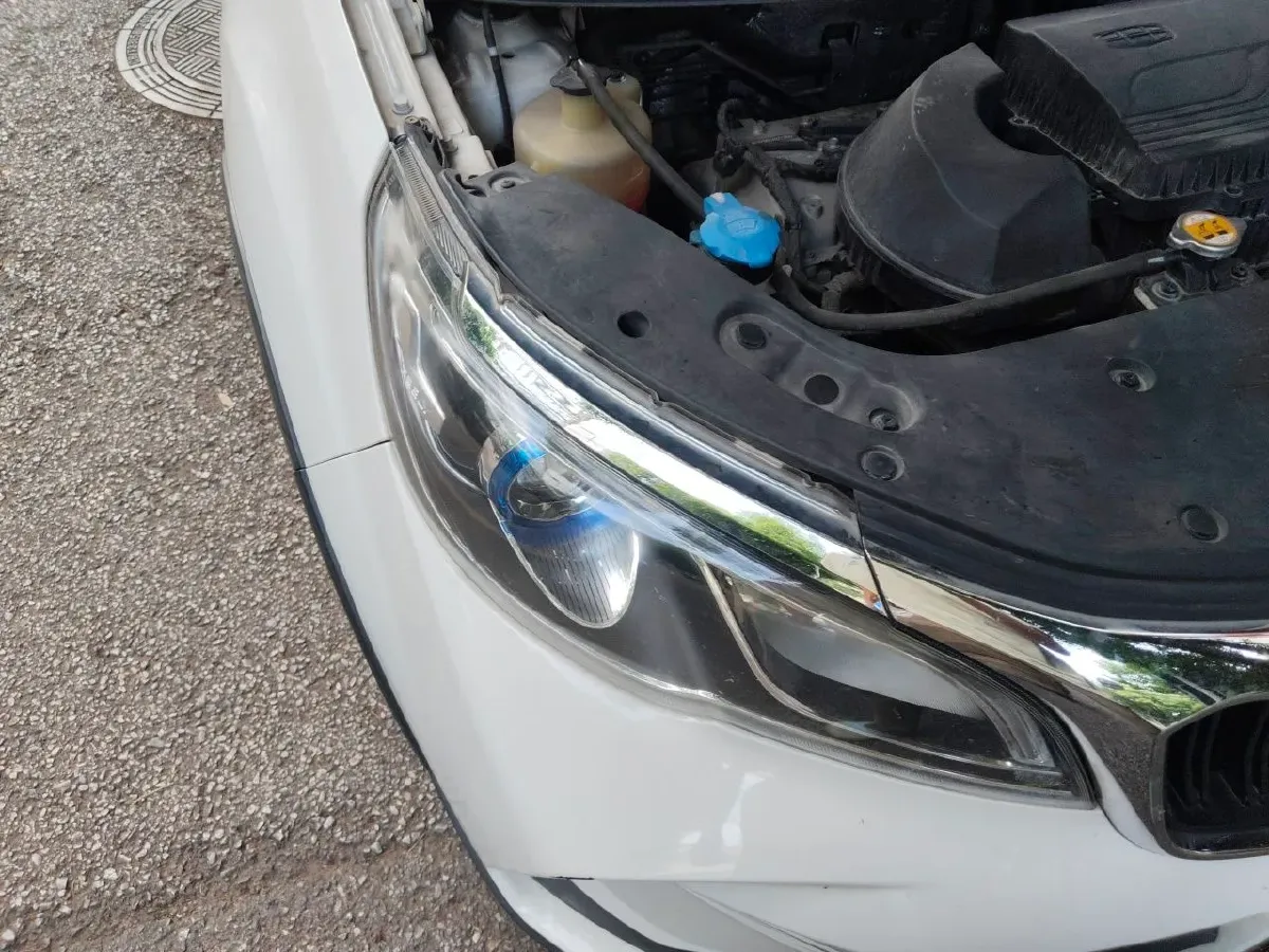 2021 Geely Vision X3 1.5L 109HP L4 CVT,autocango,china used car exporter,china ev exporter,chinese used car exporter,chinese used ev exporter