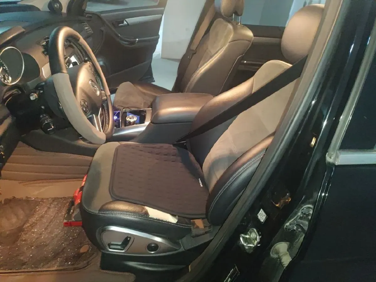 2014 Mercedes-Benz R Class 3.0T 272HP V6 7AT,autocango,china used car exporter,china ev exporter,chinese used car exporter,chinese used ev exporter