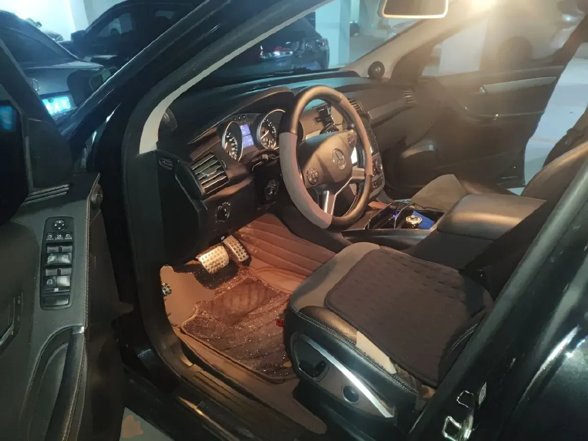 2014 Mercedes-Benz R Class 3.0T 272HP V6 7AT,autocango,china used car exporter,china ev exporter,chinese used car exporter,chinese used ev exporter