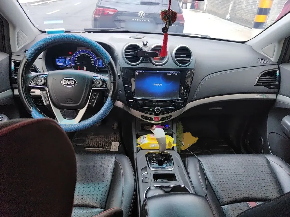2015 BYD S7 2.0T 205HP L4 6DCT,autocango,china used car exporter,china ev exporter,chinese used car exporter,chinese used ev exporter