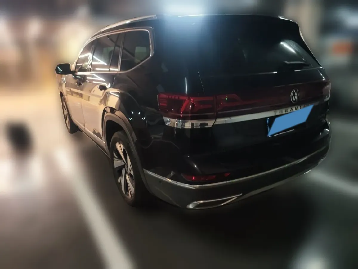 2024 Volkswagen Teramont 2.0T 220HP L4 7DCT,autocango,china used car exporter,china ev exporter,chinese used car exporter,chinese used ev exporter