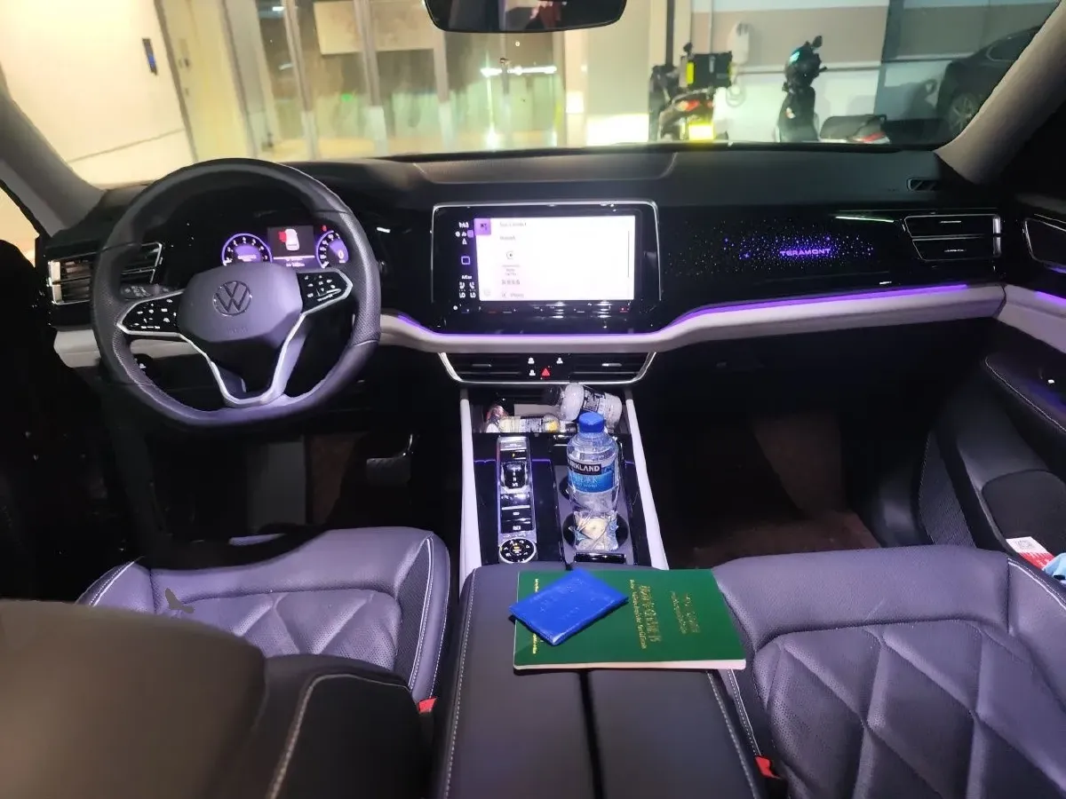 2024 Volkswagen Teramont 2.0T 220HP L4 7DCT,autocango,china used car exporter,china ev exporter,chinese used car exporter,chinese used ev exporter