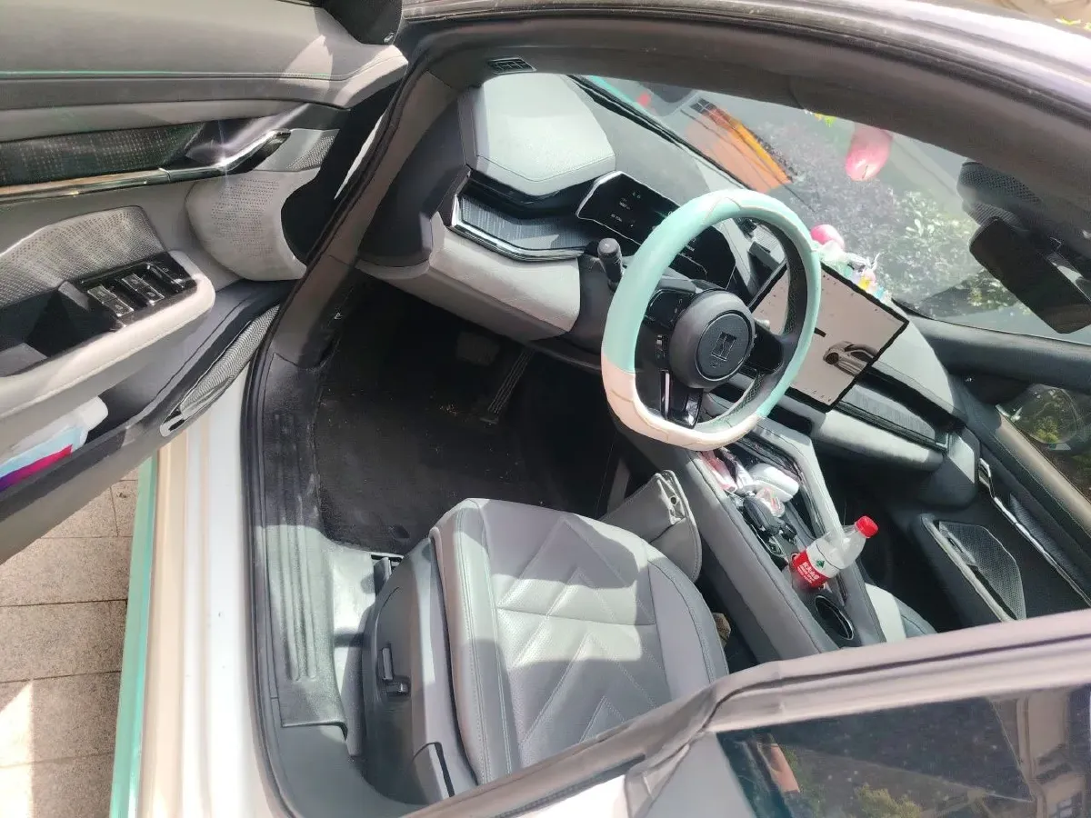 2022 Zeekr 001 BEV 100KWH,autocango,china used car exporter,china ev exporter,chinese used car exporter,chinese used ev exporter