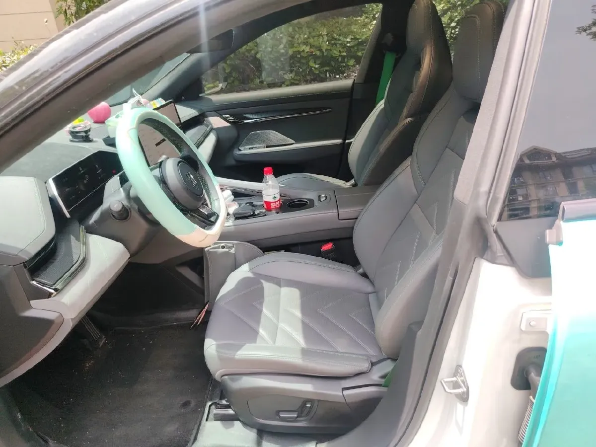 2022 Zeekr 001 BEV 100KWH,autocango,china used car exporter,china ev exporter,chinese used car exporter,chinese used ev exporter