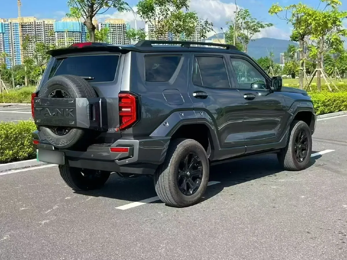 2024 Tank 400 2.0T 252HP L4 9AT PHEV 36.7/37.1KWH,autocango,china used car exporter,china ev exporter,chinese used car exporter,chinese used ev exporter