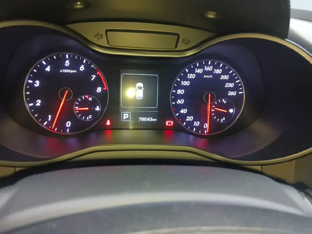 2015 Hyundai Veloster 1.6T 204HP L4 7DCT,autocango,china used car exporter,china ev exporter,chinese used car exporter,chinese used ev exporter