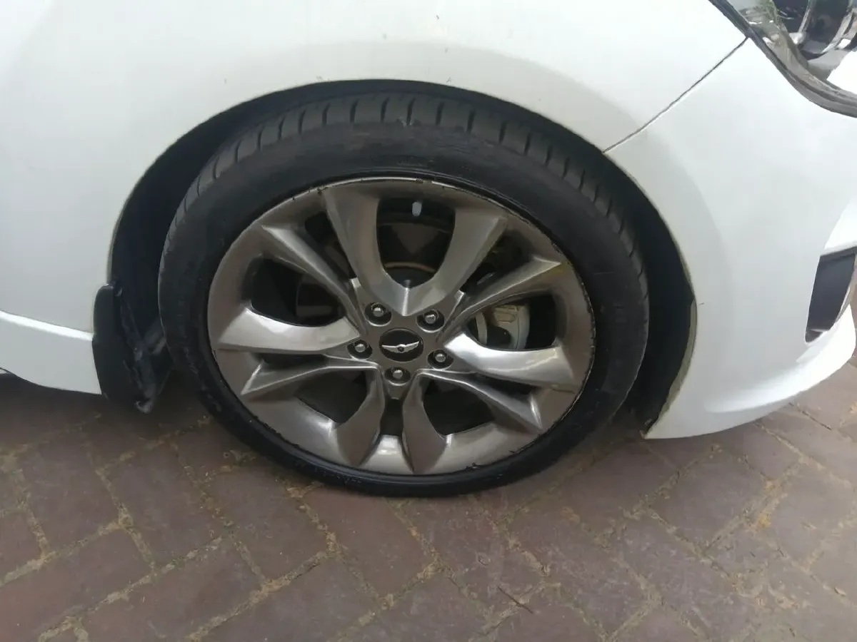 2015 Hyundai Veloster 1.6T 204HP L4 7DCT,autocango,china used car exporter,china ev exporter,chinese used car exporter,chinese used ev exporter