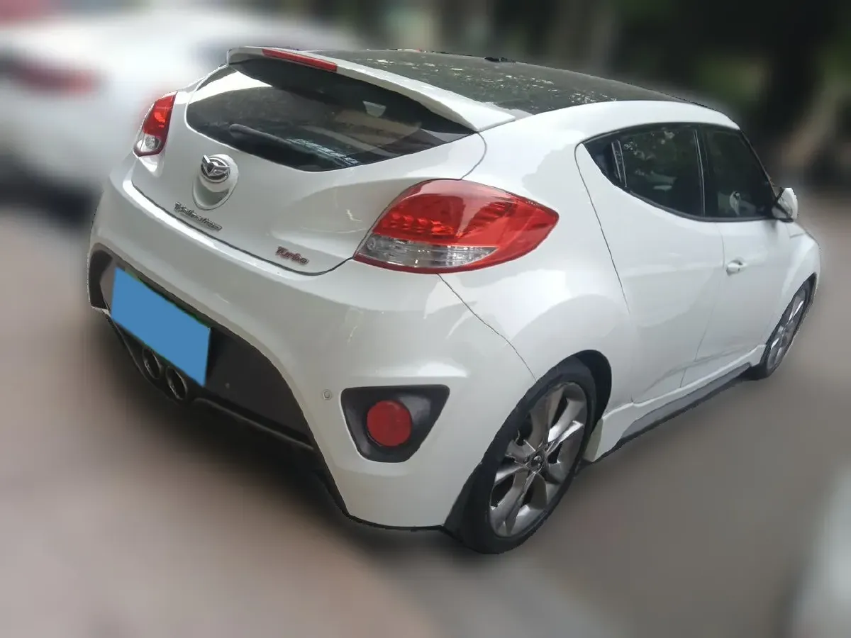 2015 Hyundai Veloster 1.6T 204HP L4 7DCT,autocango,china used car exporter,china ev exporter,chinese used car exporter,chinese used ev exporter