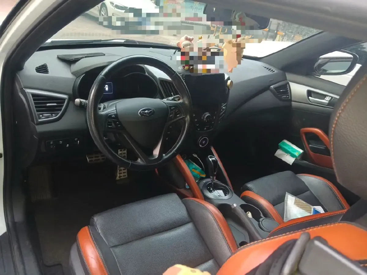 2015 Hyundai Veloster 1.6T 204HP L4 7DCT,autocango,china used car exporter,china ev exporter,chinese used car exporter,chinese used ev exporter