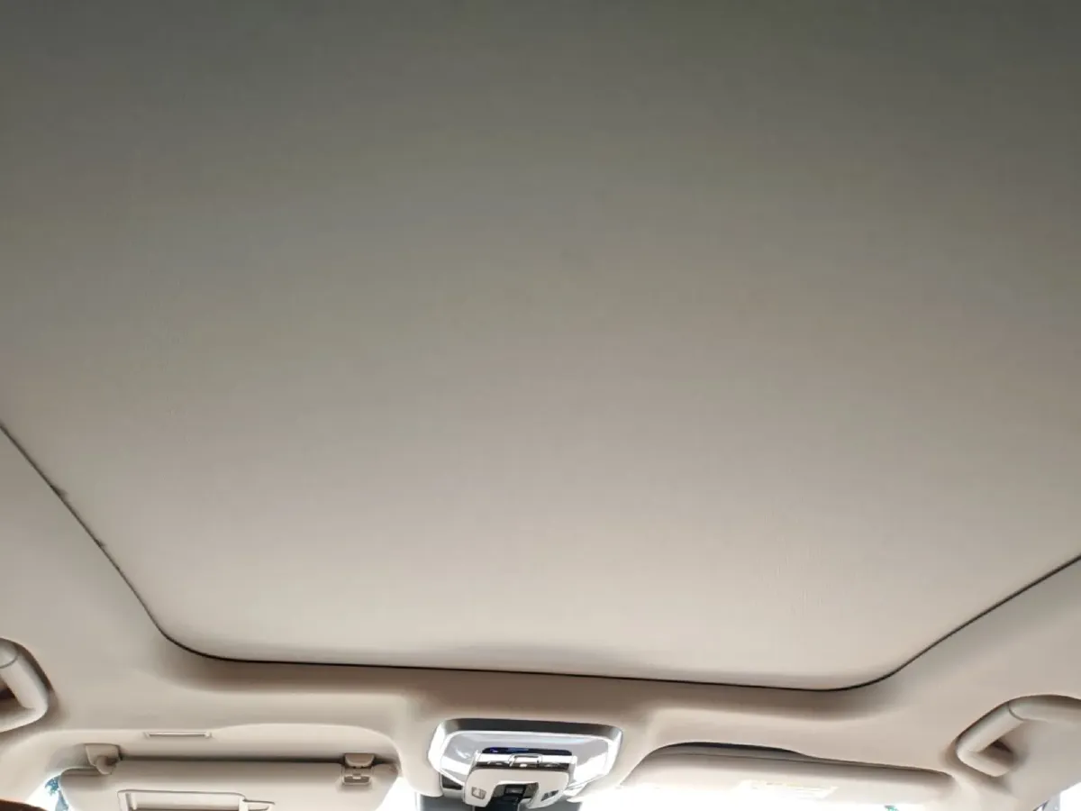 2024 Volkswagen Teramont 2.5T 299HP V6 7DCT,autocango,china used car exporter,china ev exporter,chinese used car exporter,chinese used ev exporter