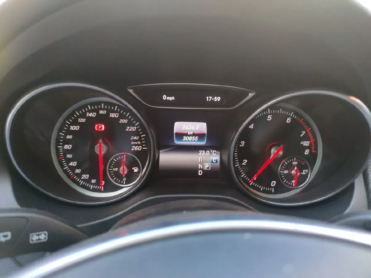 2019 Mercedes-Benz GLA Class 1.6T 156HP L4 7DCT,autocango,china used car exporter,china ev exporter,chinese used car exporter,chinese used ev exporter