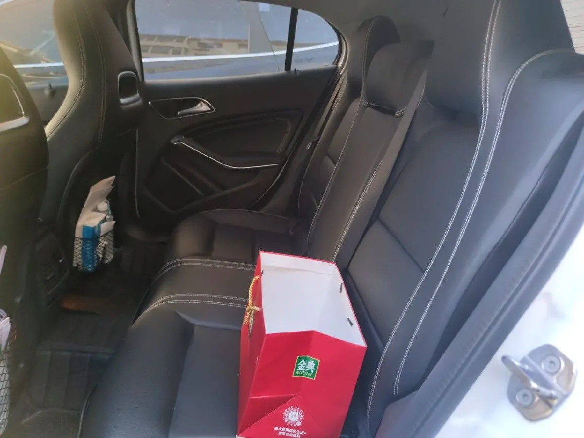 2019 Mercedes-Benz GLA Class 1.6T 156HP L4 7DCT,autocango,china used car exporter,china ev exporter,chinese used car exporter,chinese used ev exporter