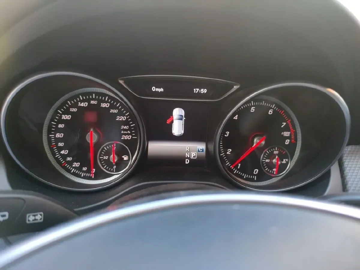 2019 Mercedes-Benz GLA Class 1.6T 156HP L4 7DCT,autocango,china used car exporter,china ev exporter,chinese used car exporter,chinese used ev exporter