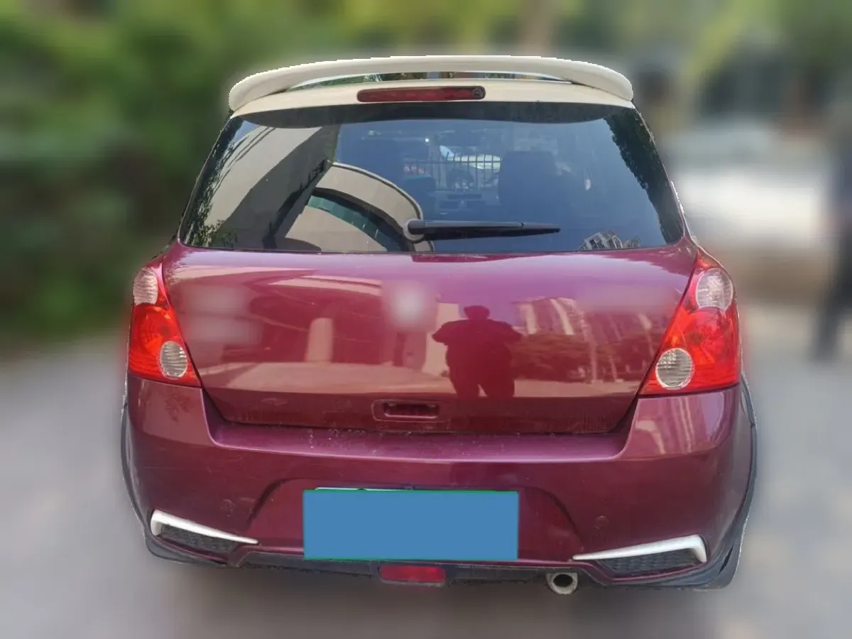 2013 Suzuki Swift 1.5L 103HP L4 5MT,autocango,china used car exporter,china ev exporter,chinese used car exporter,chinese used ev exporter