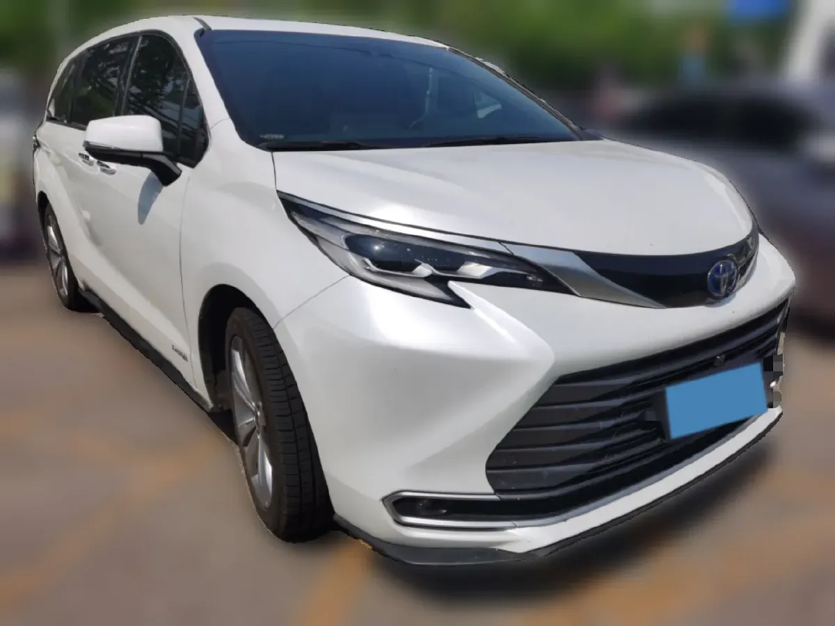 2024 Toyota Sienna 2.5L 189HP L4 E-CVT Hybrid,autocango,china used car exporter,china ev exporter,chinese used car exporter,chinese used ev exporter