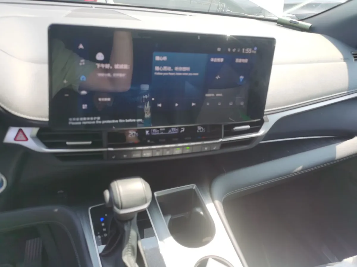 2024 Toyota Sienna 2.5L 189HP L4 E-CVT Hybrid,autocango,china used car exporter,china ev exporter,chinese used car exporter,chinese used ev exporter