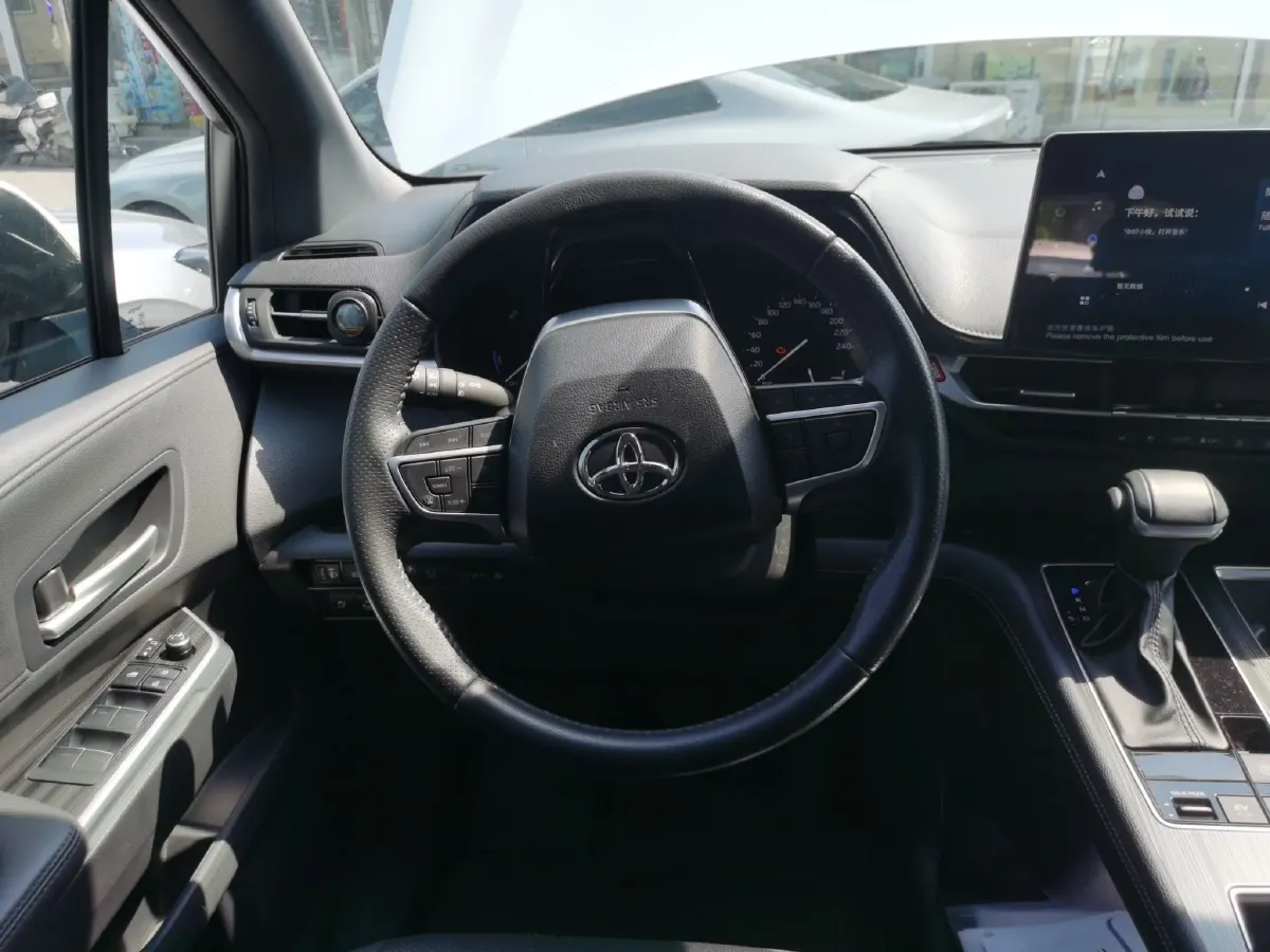 2024 Toyota Sienna 2.5L 189HP L4 E-CVT Hybrid,autocango,china used car exporter,china ev exporter,chinese used car exporter,chinese used ev exporter