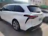 2024 Toyota Sienna 2.5L 189HP L4 E-CVT Hybrid