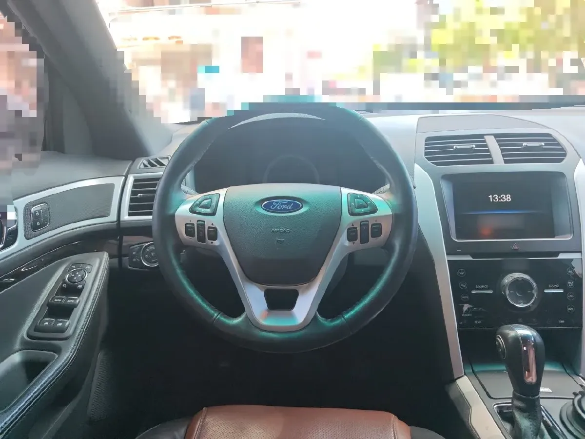 2013 Ford Explorer 3.5L 291HP V6 6AT,autocango,china used car exporter,china ev exporter,chinese used car exporter,chinese used ev exporter