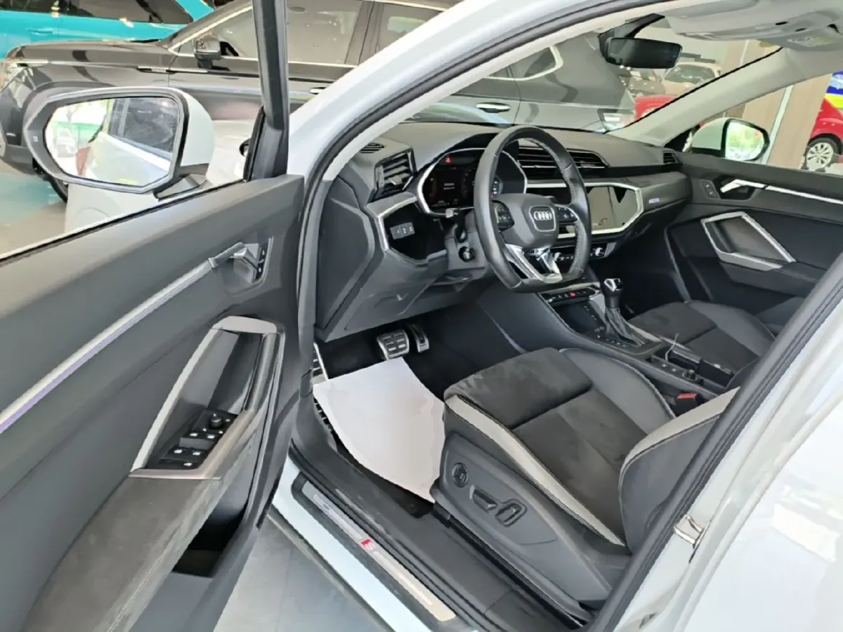2023 BMW X2 2.0T 178HP L4 8AT,autocango,china used car exporter,china ev exporter,chinese used car exporter,chinese used ev exporter