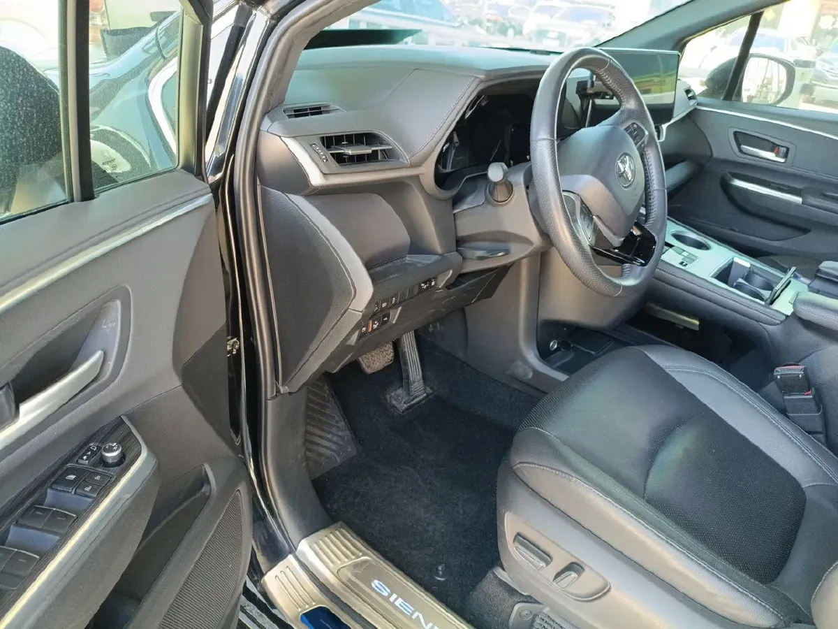 2021 Toyota Sienna 2.5L 192HP L4 E-CVT Hybrid,autocango,china used car exporter,china ev exporter,chinese used car exporter,chinese used ev exporter